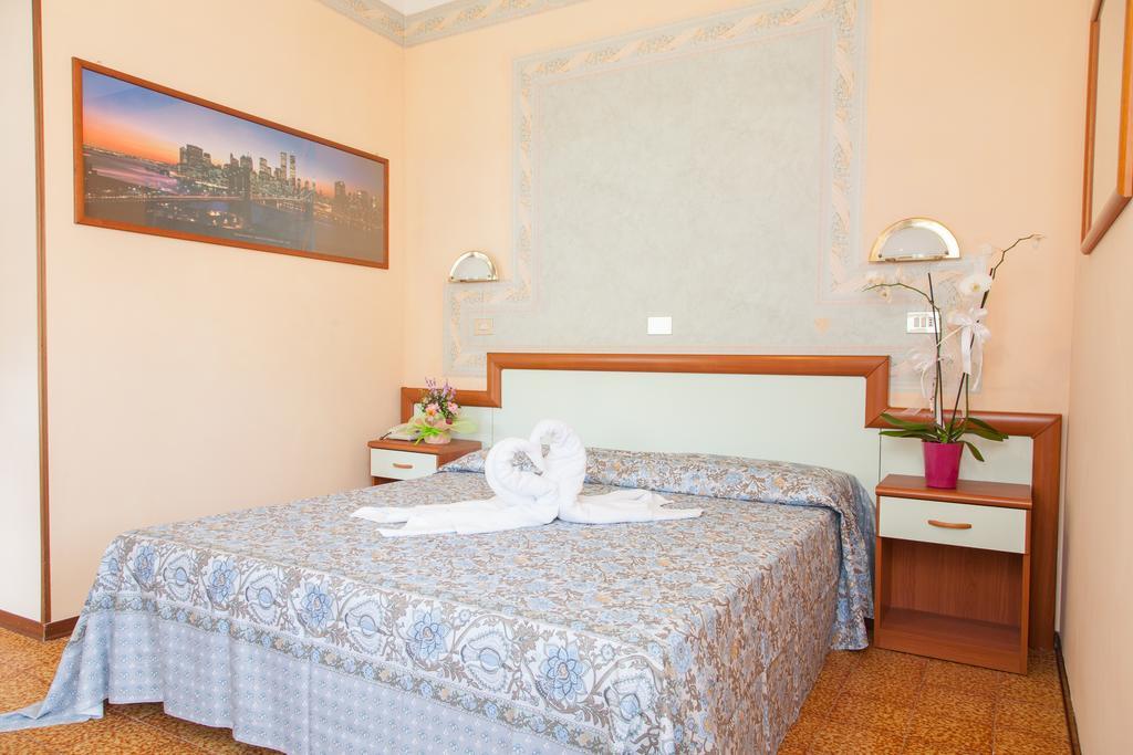 Hotel Ricordo Du Parc Tabiano Terme Room photo